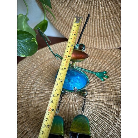 Colorful Metal Frog Figurine with Bell Feet - Picture 8 of 10